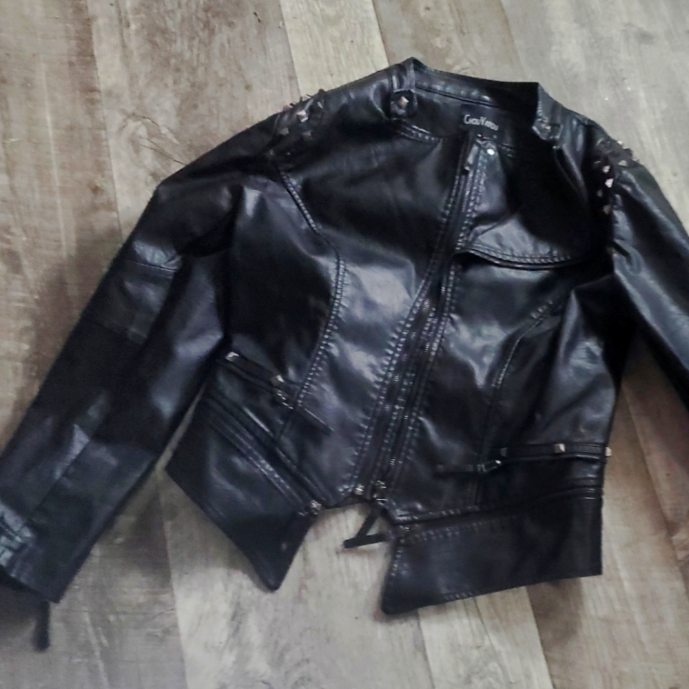 ChouYatou Women's Black Studded Leather-Like Moto / Michael Jackson '80s Jacket